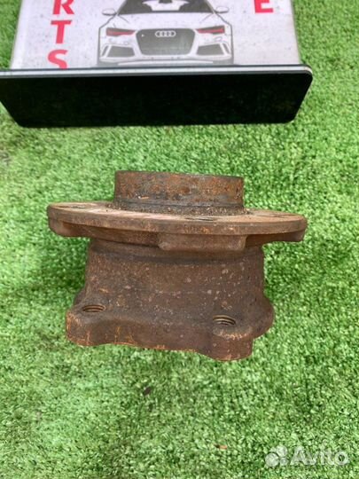 Подшипник передней ступицы на BMW X5 (F15) N57D30A