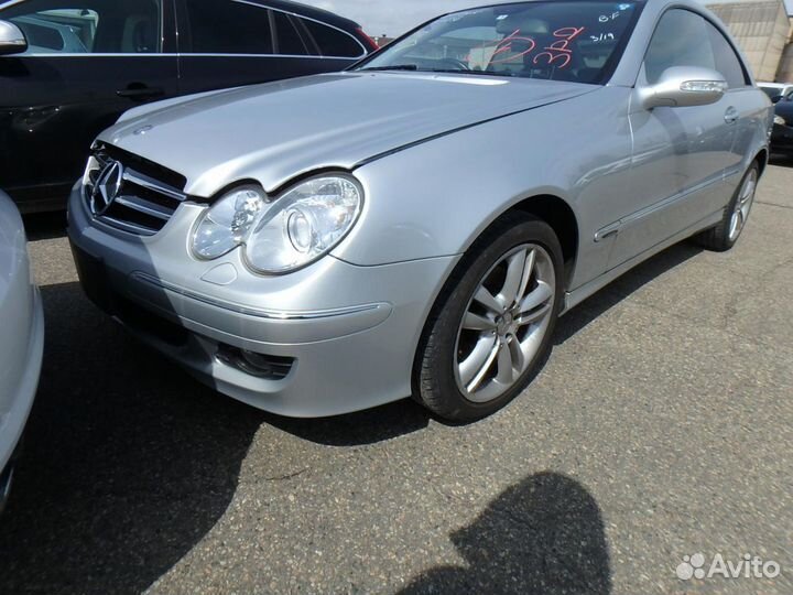 В разборе Mercedes CLK W209 Рестайлинг