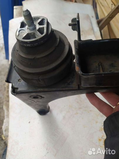 На Мерседес Вито 638