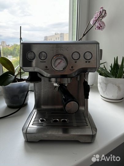 Кофеварка рожковая bork