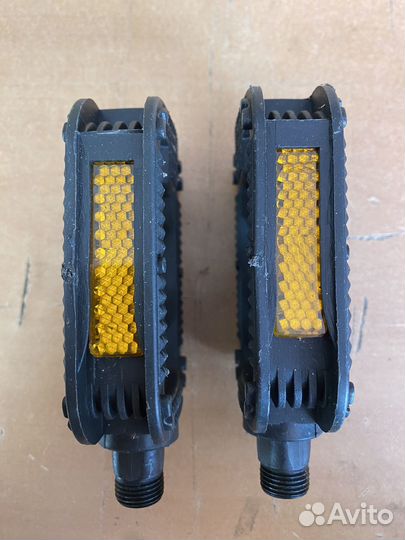 Педали для велосипеда