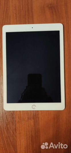 iPad air 2 16gb wi-fi gold demo
