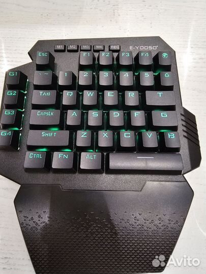 Беспроводная клавиатура и конвертер к PS4