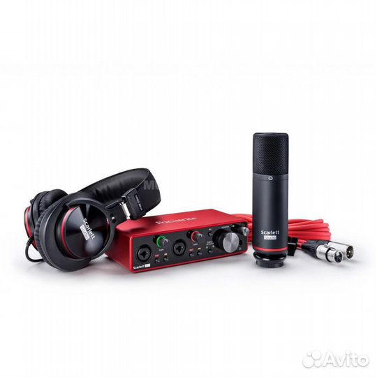 Focusrite Scarlett 2i2 Studio 3rd Gen Комплект под