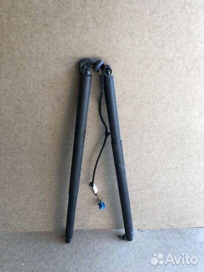 Электропривод багажника V167 GLE W167