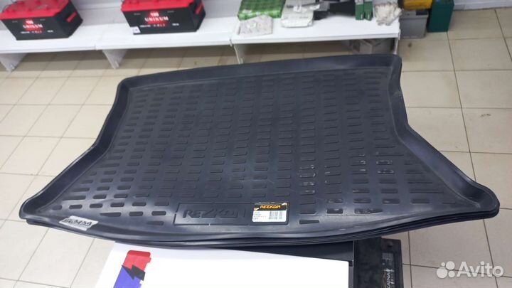 Коврик в багажник Granta Хетчбэк