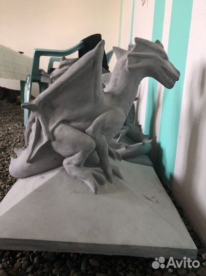 Дракон «Viserion» скульптура