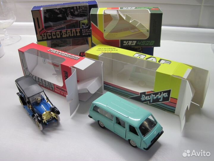 Коробки к саратовским моделям Руссобалт, раф, УАЗ