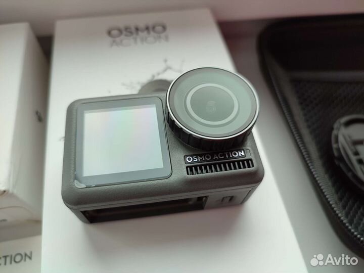 Экшн камера DJI Osmo Action + аксессуары