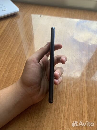 Телефон Samsung s20fe