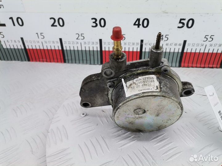 Насос вакуумный Opel Astra G 2009 1348616