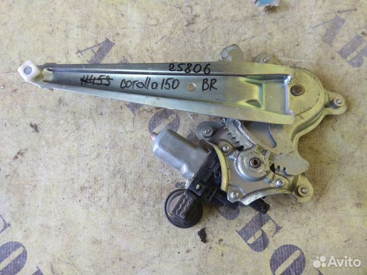 Стеклоподъемник задний правый Toyota Corolla 150