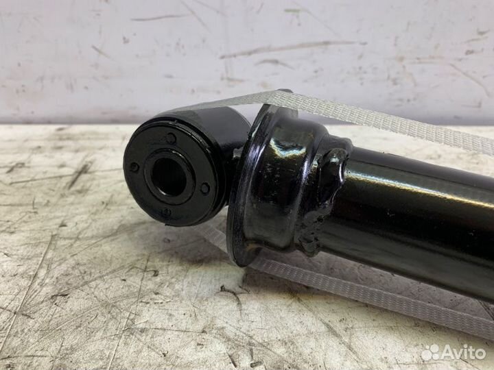 Амортизатор задний Volkswagen Golf III/Vento 1991