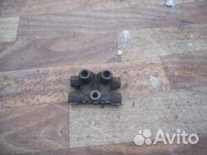 Распределитель тормозных сил Mitsubishi Galant (E