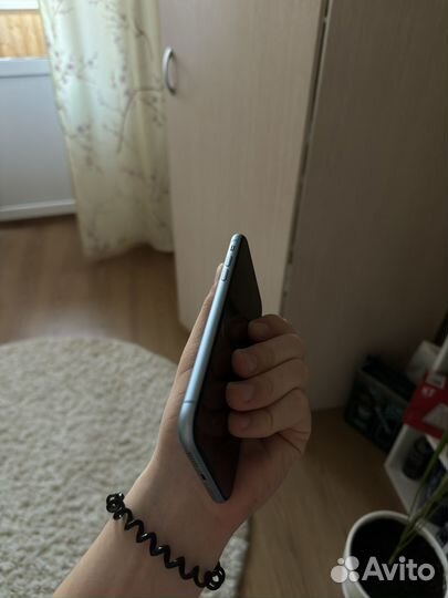iPhone Xr, 128 ГБ