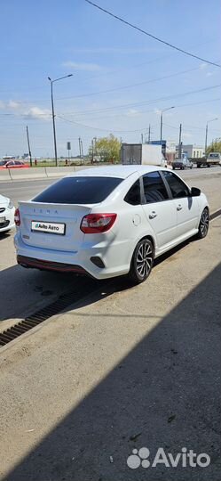 LADA Granta 1.6 МТ, 2023, 9 000 км