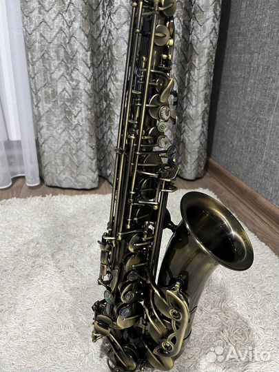 Саксофон альт