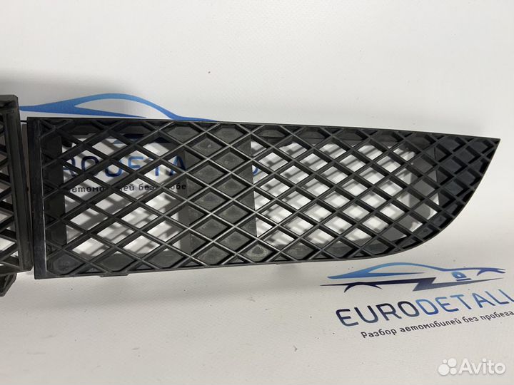 Решетка радиатора в бампер BMW 7-Series E65/E66