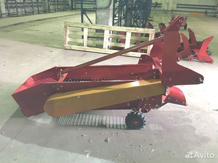 Копатель корнеплодов Кормилец 4-КТ, 2024