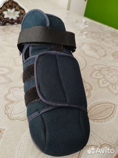 Ортопедический ботинок