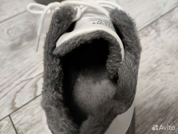 Кросовки осенние