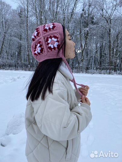 Вязаная шапка чепчик