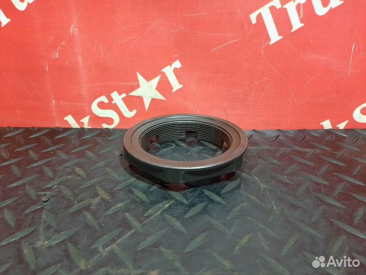 Гайка ступицы задней