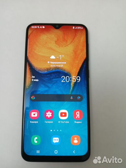 Samsung Galaxy A20, 3/32 ГБ