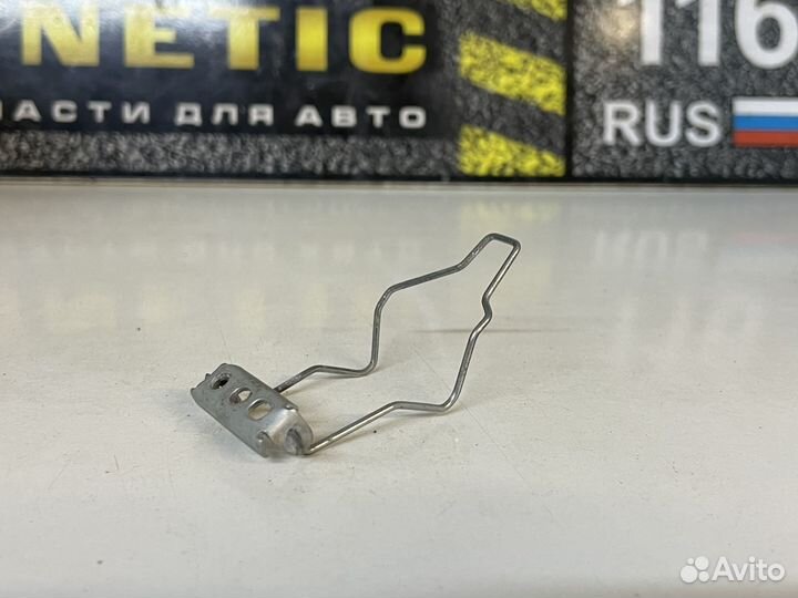 Зажим лампы Renault Logan 2 Sandero 2018