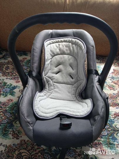 Коляска zippy 3 в 1