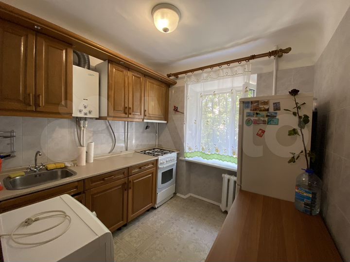 2-к. квартира, 46 м², 2/5 эт.