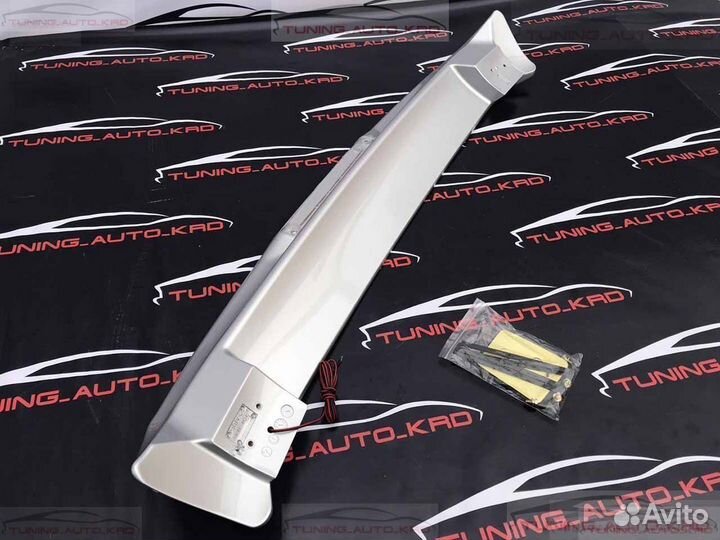 Спойлер Toyota Land Cruiser Prado 120 P3711