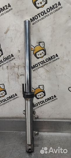 Перо левое вилка Yamaha FZ 400 4YR
