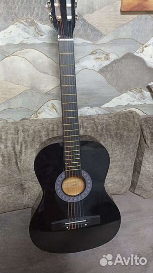 Гитара новая