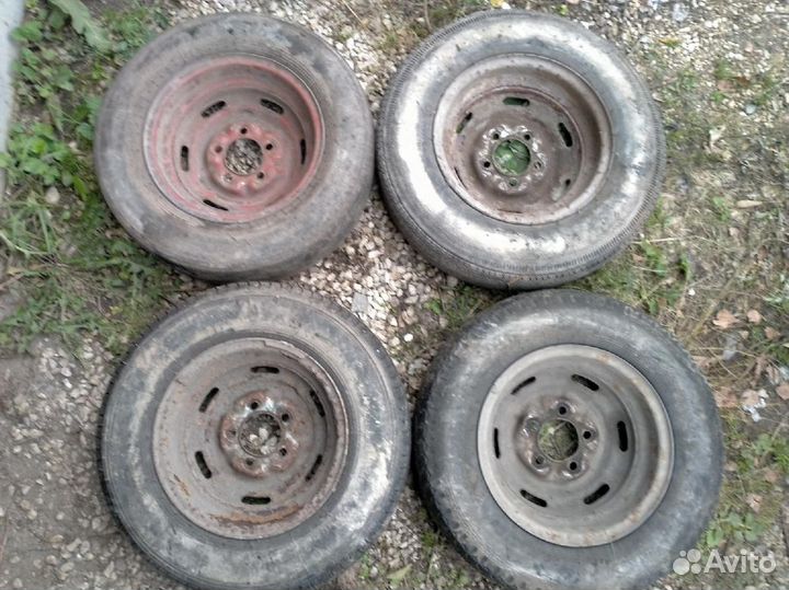 R 13 на Москвич