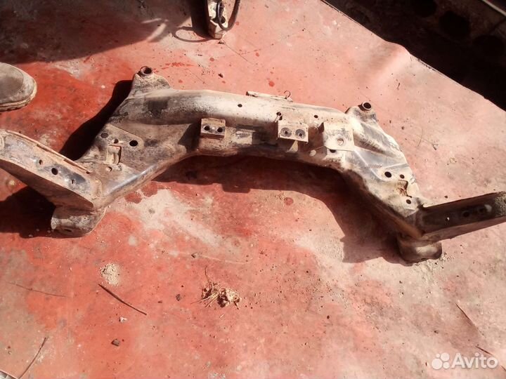 Nissan almera classic подрамник