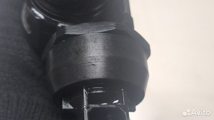 Форсунка топливная Volkswagen Transporter 5, 2004