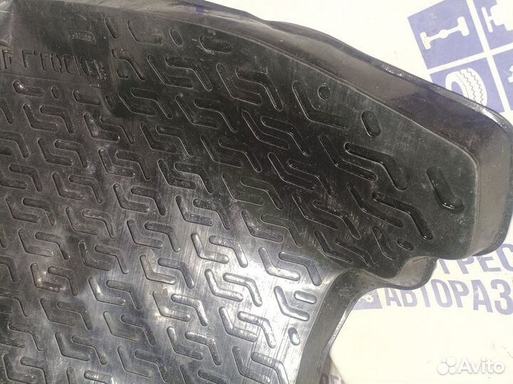 Коврик багажника Toyota Corolla седан 1.6 3ZZ 2005