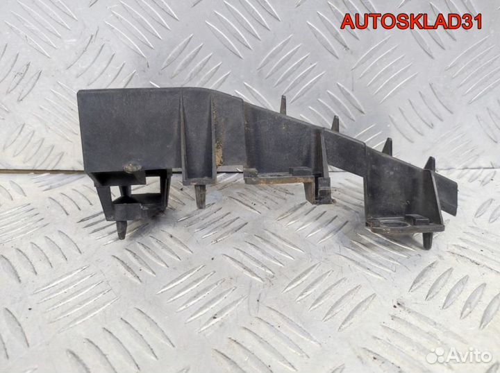 Направляющая переднего бампера левая Mazda 5 CR