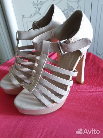 Босоножки 36 р