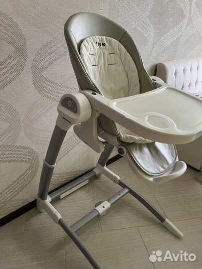 Стульчик для кормления Triola Pituso