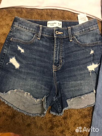 Abercrombie,Stradivarius