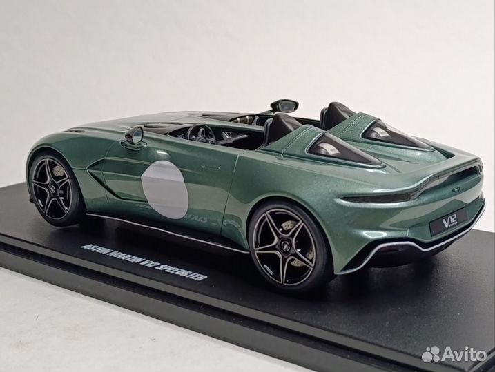 Aston Martin V12 Speedster 1:18 Gt Spirit