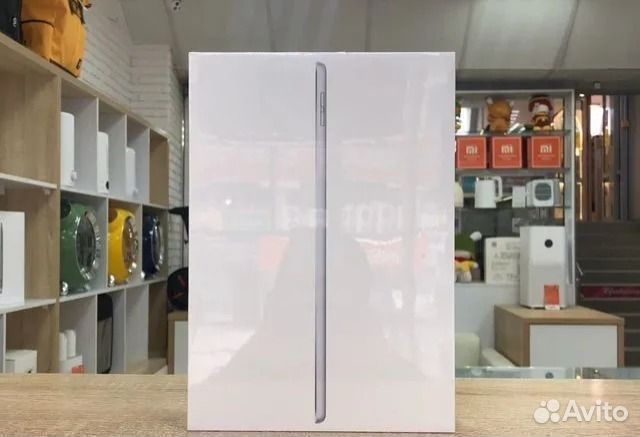 iPad 10,2 64 Gb silver + Cellular. Новый