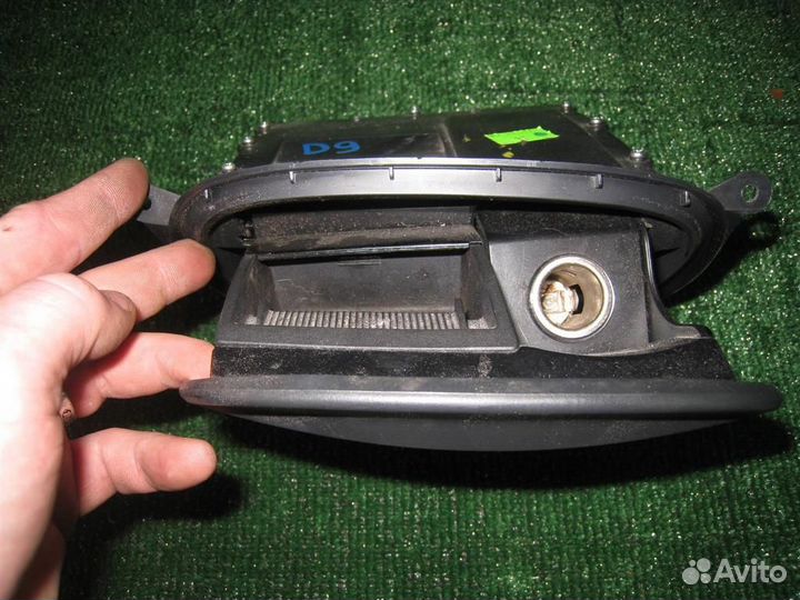 Пепельница KIA Sportage 2 (KM) 2009