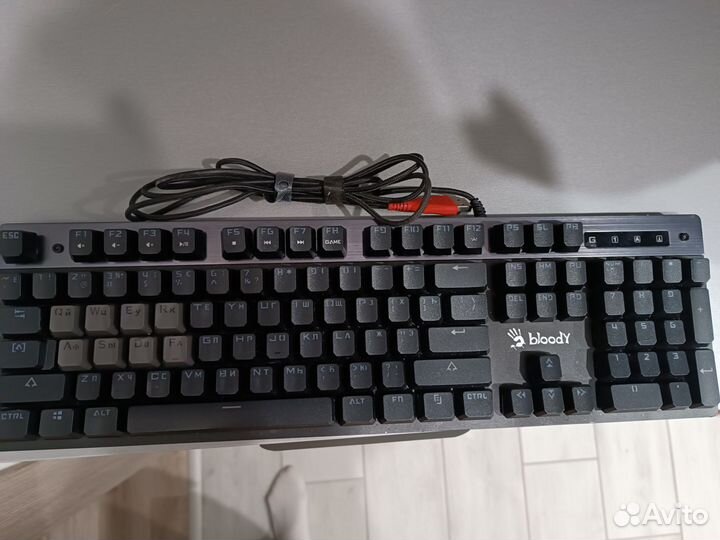 Игровая механическая клавиатура