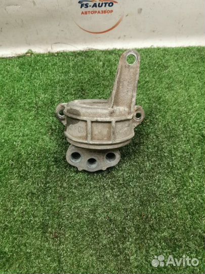 Опора двигателя Opel Astra H универсал 1.6 Z16XER