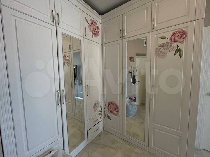 2-к. квартира, 85 м², 11/18 эт.