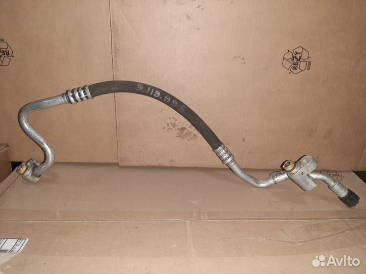 Трубка кондиционера на BMW F01 F02 бмв Ф01 Ф02