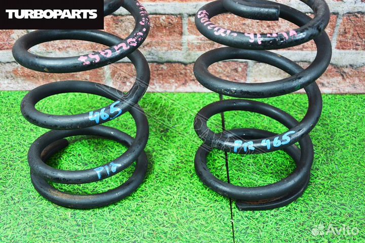 Пружины задние Toyota Touring Hiace RCH47W 1kzte